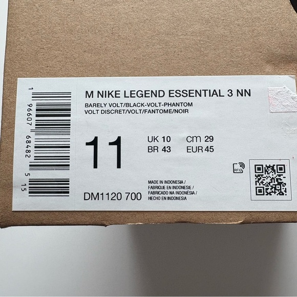 Men’s Nike Legend Essential 3 Next Nature Shoes Size 11 New In Box - Picture 6 of 6